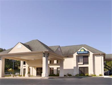 Days Inn By Wyndham Sanford Room photo